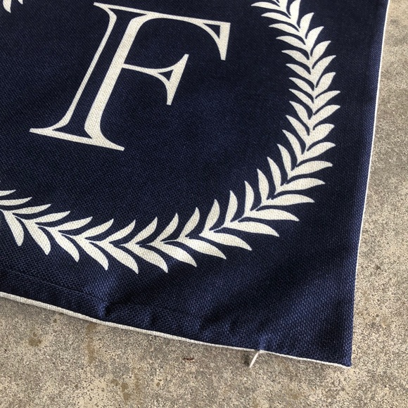 F Pillowcase - Picture 2 of 7